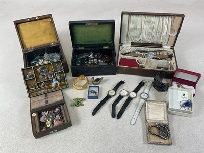 Lot 410 - A quantity of costume jewellery including...