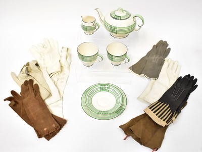 Lot 275 - A collection of vintage gloves including kid...