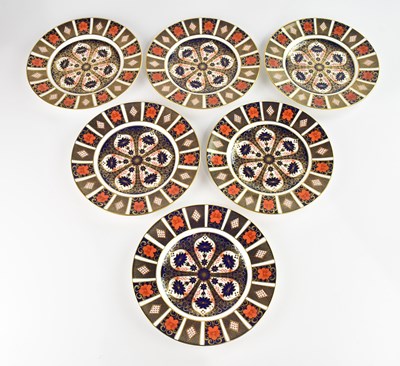 Lot 238 - ROYAL CROWN DERBY; six plates in the 'Old...