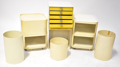 Lot 15 - A collection of mid-20th century moulded...
