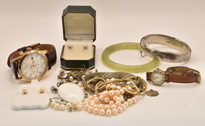 Lot 1503 - A group of vintage and modern costume...