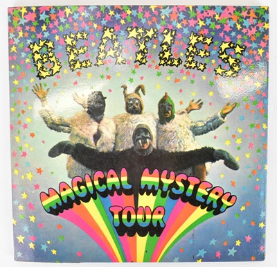 Lot 438 - THE BEATLES; 'Magical Mystery Tour' double EP...