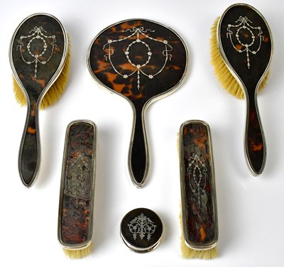 Lot 538 - A George V hallmarked silver and tortoiseshell...
