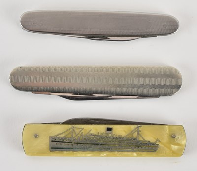 Lot 335 - An early 20th century pre-1939 commemorative...