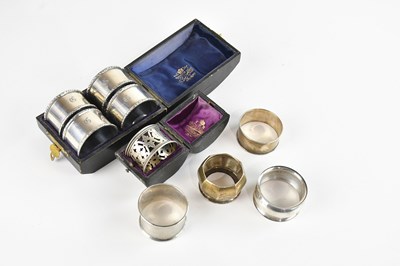 Lot 1507 - JOSEPH RODGERS; a cased set of four George V...