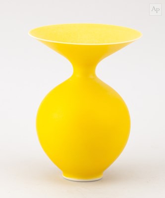 Lot 31 - ANNA SILVERTON (born 1959); a porcelain bottle...