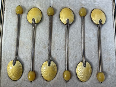 Lot 592 - HENRY CLIFFORD DAVIS; a cased set of six...