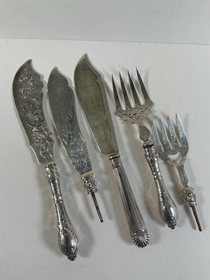 Lot 562 - GEORGE UNITE; a Victorian hallmarked silver...