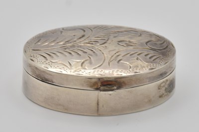 Lot 1128 - ARI D NORMAN; an Elizabeth II hallmarked...
