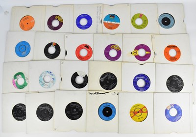Lot 358 - NORTHERN SOUL AND SOUL; forty-five singles to...