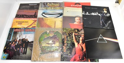 Lot 302 - Fourteen records comprising Pink Floyd 'Dark...