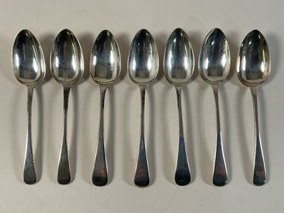 Lot 547 - A matched set of seven early 19th century...