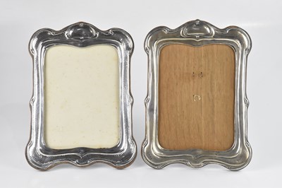 Lot 204 - HENRY MATTHEWS; an Edward VII hallmarked...