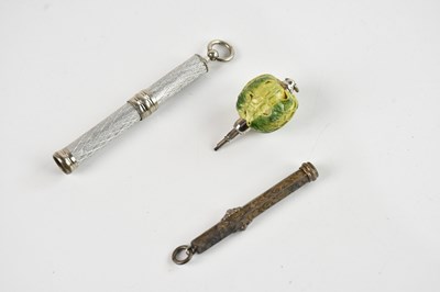 Lot 1454 - A novelty propelling pencil formed as a...