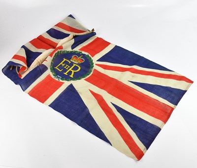 Lot 469 - A General Office Elizabeth II flag, approx 59...