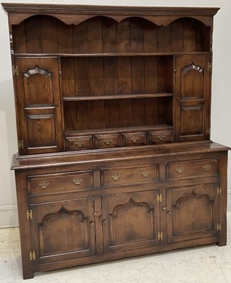 Lot 1055 - TITCHMARSH & GOODWIN; a reproduction oak...
