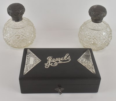 Lot 1063 - A George V hallmarked silver mounted...