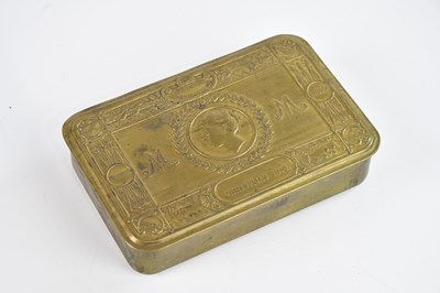 Lot 472 - A WWI Queen Mary 1914 Christmas tin.
