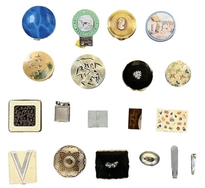 Lot 323 - A collection of assorted compacts including...