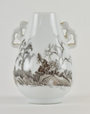 Lot 1076 - A small Chinese Republic period porcelain twin...