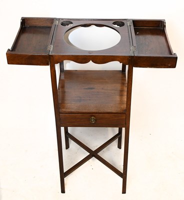 Lot 1671 - A Georgian mahogany square washstand