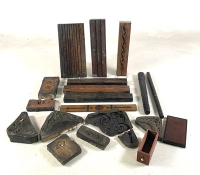 Lot 74 - An interesting collection of predominantly...