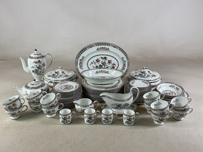 Lot 215 - WEDGWOOD: a quantity of 'Kutani Crane' pattern...