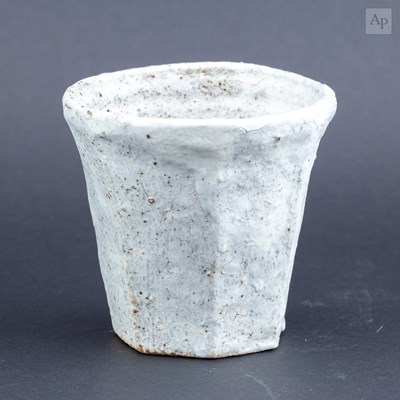 Lot 9 - AKIKO HIRAI (born 1970); a faceted stoneware...