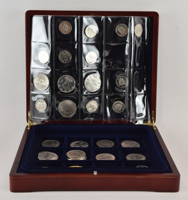 Lot 1586 - A small quantity of assorted all world coinage,...