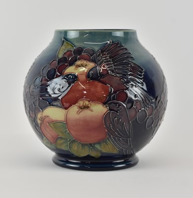 Lot 622 - MOORCROFT; an early to mid 20th century...