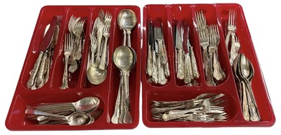 Lot 1007 - A quantity of assorted silver plated King's...
