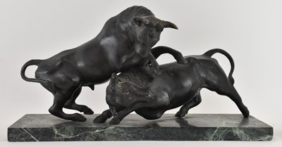 Lot 687 - An early 20th century Art Deco bronze figure...