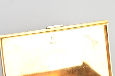 Lot 2 - A good 15ct yellow gold cigarette box of...