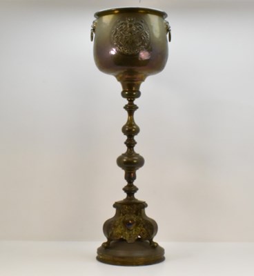 Lot 428 - A large late 19th/early 20th century weighted...