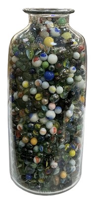 Lot 655 - A late 19th/early 20th century chemist's...