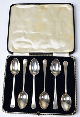 Lot 546 - A cased set of six Art Deco George V...