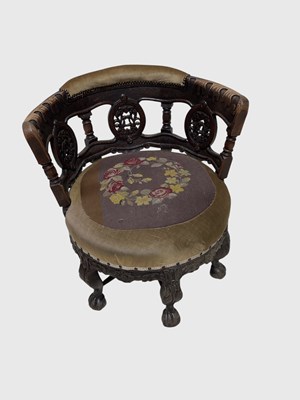 Lot 1091 - A 19th century carved oak 'Bergermeister'...