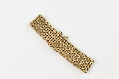 Lot 87 - A 9ct yellow gold textured bracelet, approx 34g.