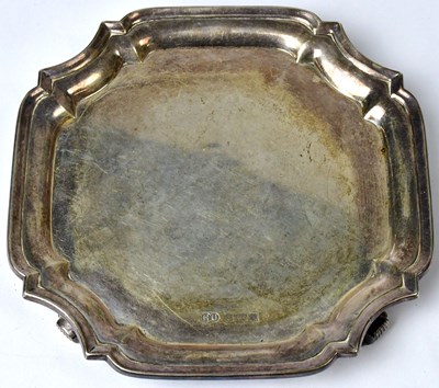 Lot 559 - HAMPTON UTILITIES; an Elizabeth II hallmarked...