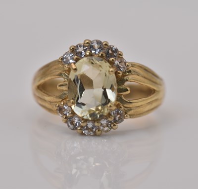 Lot 471 - A 9ct yellow gold labradorite and white topaz...