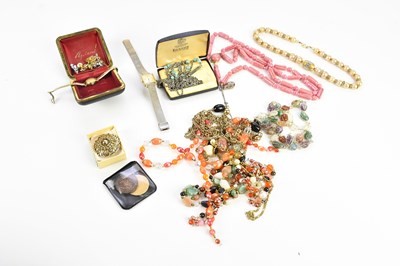 Lot 766 - A small collection of assorted costume...