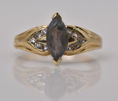 Lot 478 - A 9ct yellow gold labradorite and white topaz...