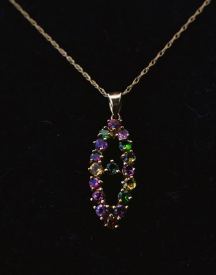 Lot 504 - A 9ct yellow gold fine link chain, length 52cm,...