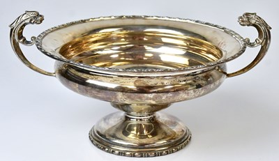 Lot 535 - BARKER BROTHERS; a hallmarked silver footed...