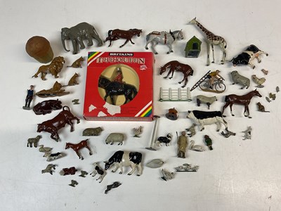 Lot 117 - BRITAINS; a quantity of lead farm and zoo...