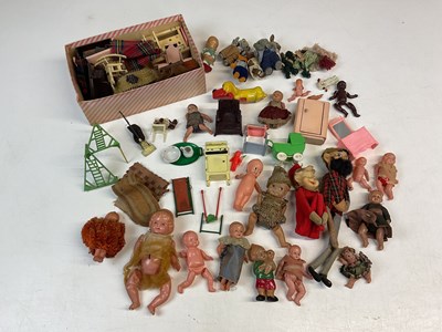 Lot 118 - A quantity of vintage dolls and doll's house...