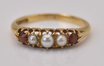 Lot 459 - An 18ct yellow gold cut cultured pearl and...