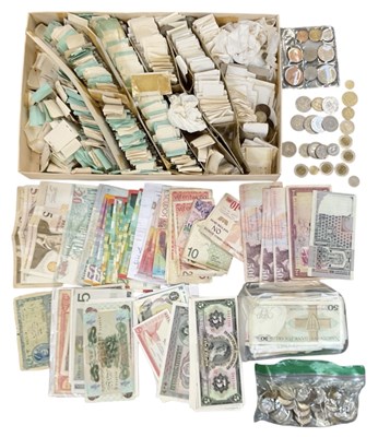 Lot 1561 - A large collection of assorted GB coins and...