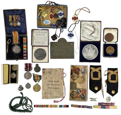 Lot 350 - A set of three WWI medals comprising 1914-1918...