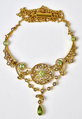 Lot 817 - A 9ct yellow gold Edwardian necklace set with...